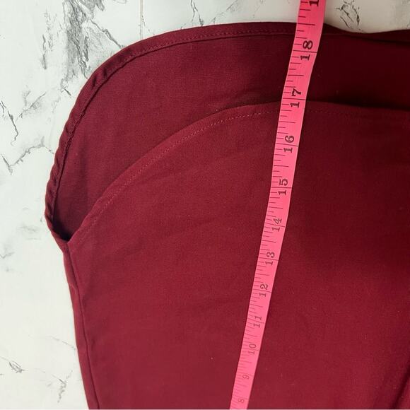 Never a wallflower track skirt maroon Sz m pull on. - Picture 6 of 7